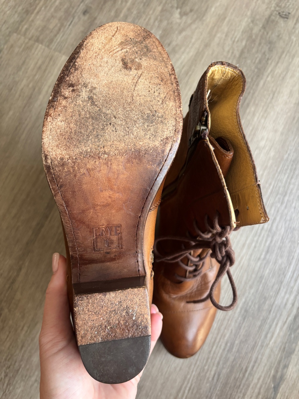 Frye Courtney lace-up ankle booties in Cognac Size 10 - Picture 8 of 8